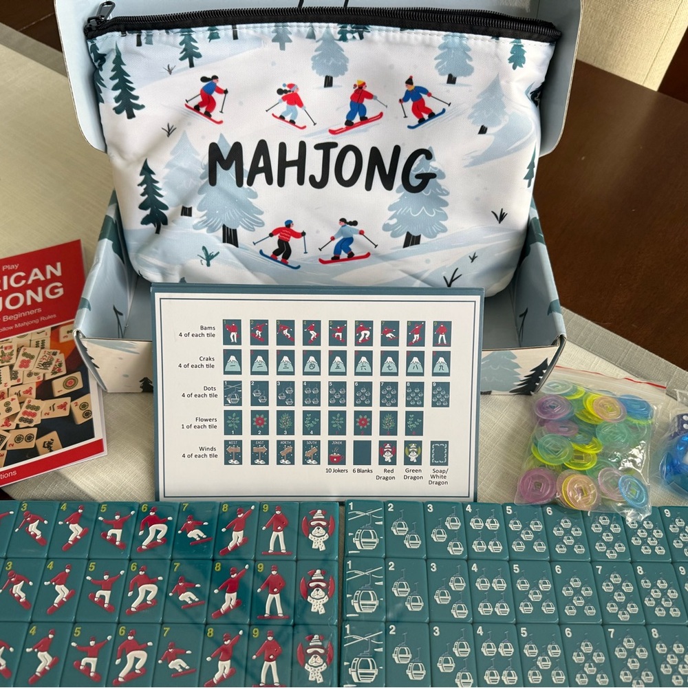 Mahjong Ski Themed Set with Bag